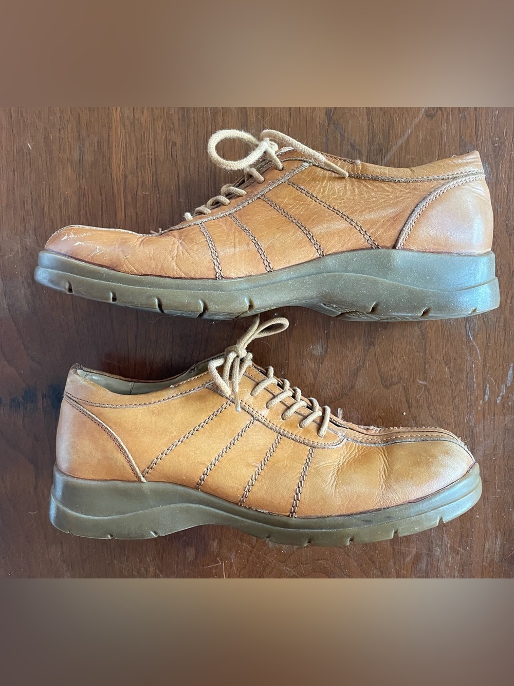 Casual Lace-Up Shoes in Tan